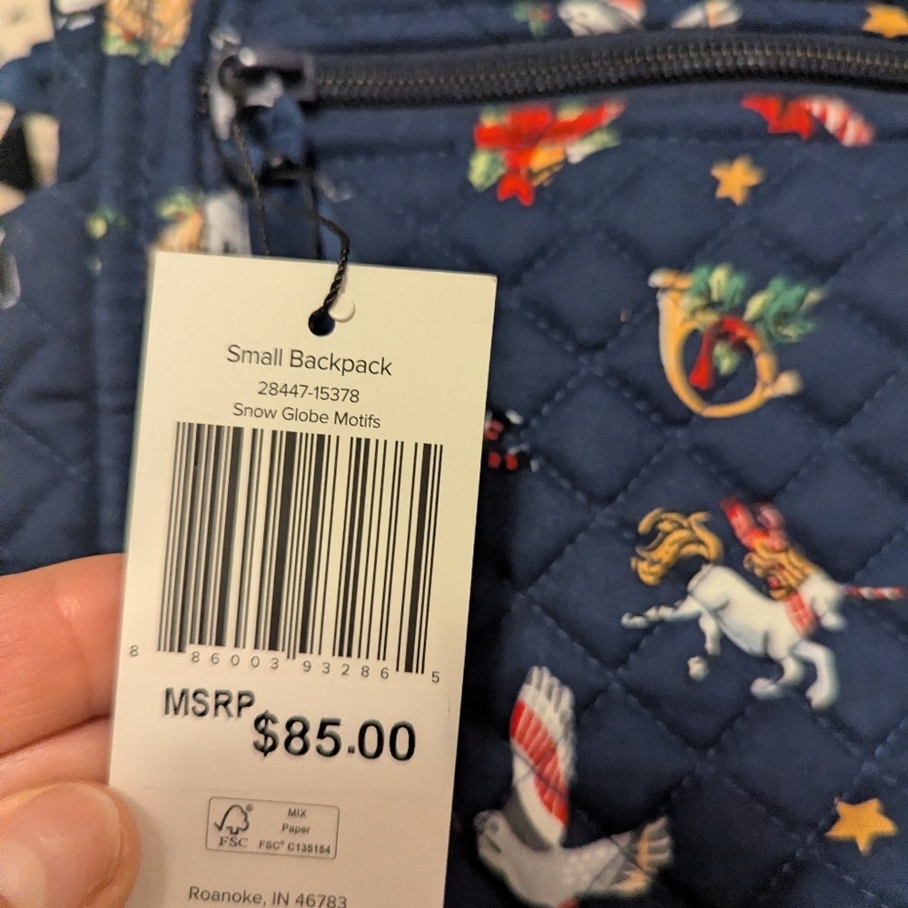 Vera Bradley Small Quilted Backpack Snow Globe Motifs Christmas Holiday Print - Picture 5 of 6